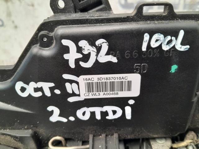 bontott SKODA OCTAVIA II Jobb első Zsanér