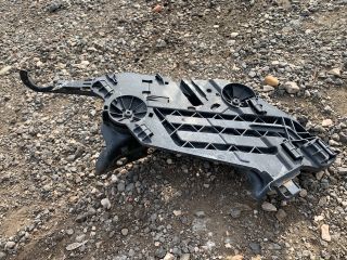 bontott SKODA OCTAVIA II Jobb Fényszóró Tartó