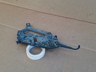 bontott SKODA OCTAVIA II Jobb Fényszóró Tartó