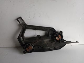 bontott SKODA OCTAVIA II Jobb Fényszóró Tartó