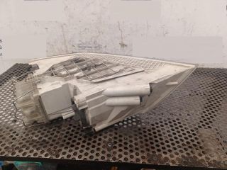 bontott SKODA OCTAVIA II Jobb Fényszóró