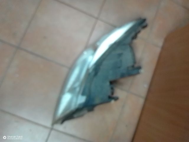 bontott SKODA OCTAVIA II Jobb Fényszóró