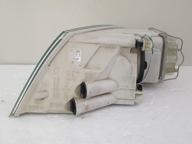 bontott SKODA OCTAVIA II Jobb Fényszóró