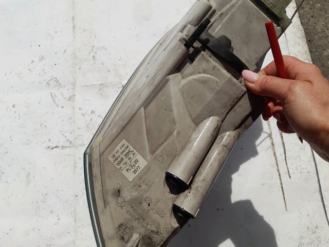 bontott SKODA OCTAVIA II Jobb Fényszóró