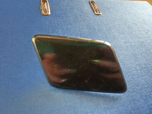 bontott SKODA OCTAVIA II Jobb Fényszórómosó Fedél