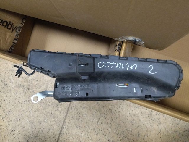 bontott SKODA OCTAVIA II Jobb Függönylégzsák és Oldallégzsák