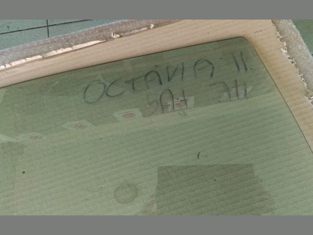 bontott SKODA OCTAVIA II Jobb hátsó Ablak