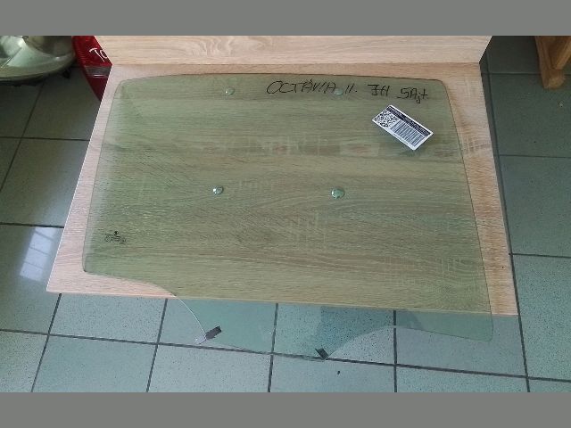 bontott SKODA OCTAVIA II Jobb hátsó Ablak