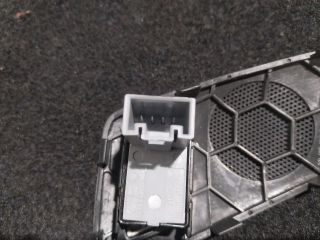 bontott SKODA OCTAVIA II Jobb hátsó Ablakemelő Kapcsoló