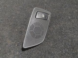 bontott SKODA OCTAVIA II Jobb hátsó Ablakemelő Kapcsoló