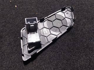 bontott SKODA OCTAVIA II Jobb hátsó Ablakemelő Kapcsoló