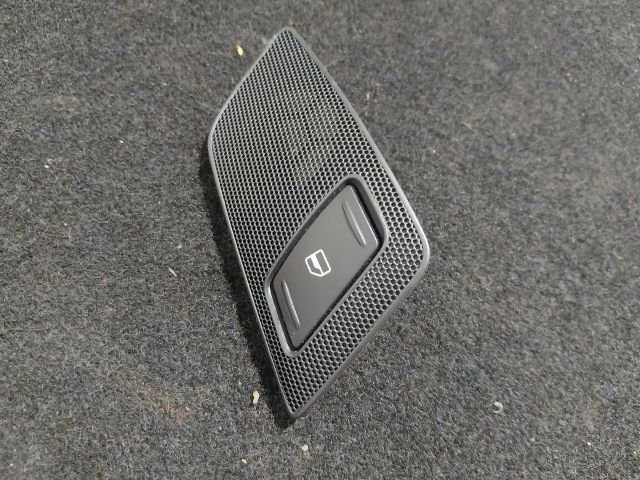 bontott SKODA OCTAVIA II Jobb hátsó Ablakemelő Kapcsoló