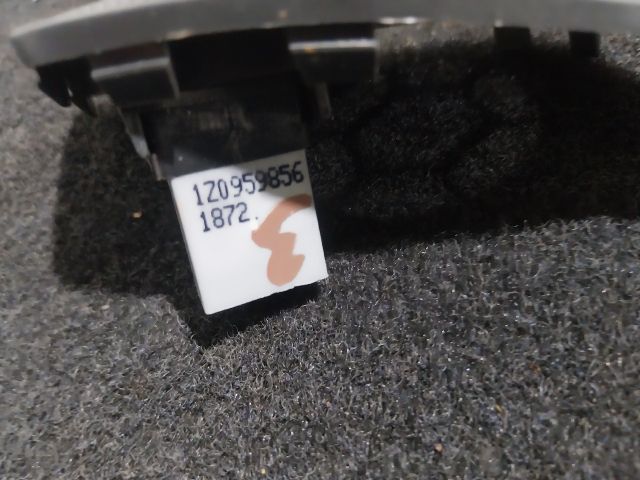 bontott SKODA OCTAVIA II Jobb hátsó Ablakemelő Kapcsoló