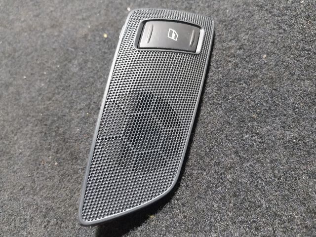 bontott SKODA OCTAVIA II Jobb hátsó Ablakemelő Kapcsoló