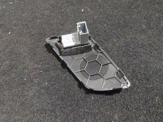 bontott SKODA OCTAVIA II Jobb hátsó Ablakemelő Kapcsoló