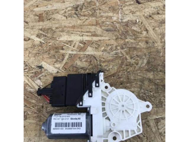 bontott SKODA OCTAVIA II Jobb hátsó Ablakemelő Motor
