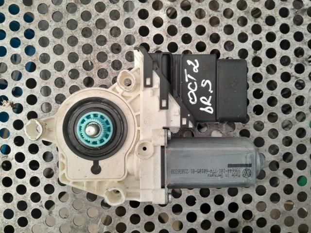 bontott SKODA OCTAVIA II Jobb hátsó Ablakemelő Motor