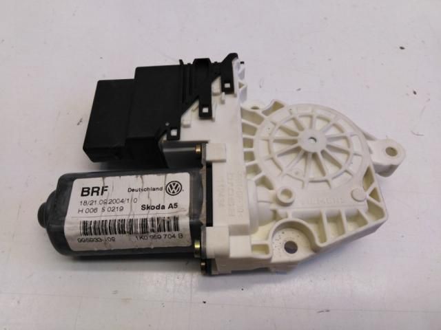 bontott SKODA OCTAVIA II Jobb hátsó Ablakemelő Motor