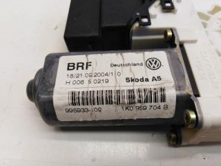 bontott SKODA OCTAVIA II Jobb hátsó Ablakemelő Motor