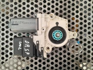 bontott SKODA OCTAVIA II Jobb hátsó Ablakemelő Motor