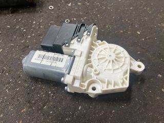 bontott SKODA OCTAVIA II Jobb hátsó Ablakemelő Motor