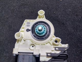 bontott SKODA OCTAVIA II Jobb hátsó Ablakemelő Motor