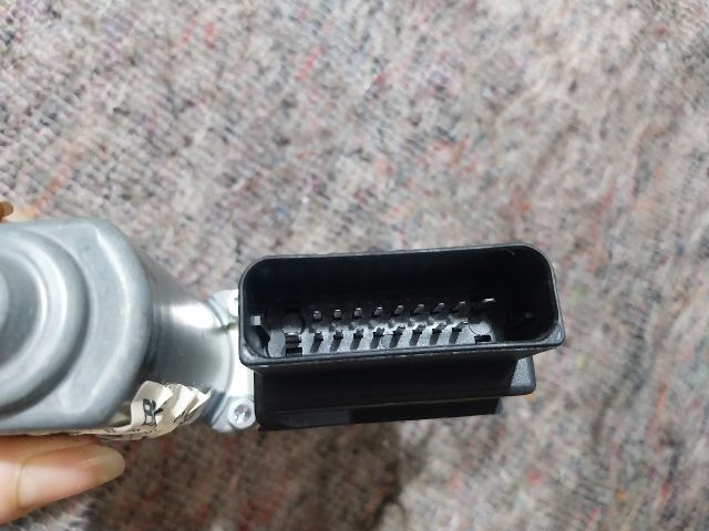 bontott SKODA OCTAVIA II Jobb hátsó Ablakemelő Motor