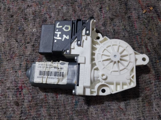 bontott SKODA OCTAVIA II Jobb hátsó Ablakemelő Motor