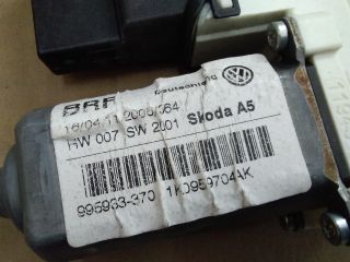 bontott SKODA OCTAVIA II Jobb hátsó Ablakemelő Motor