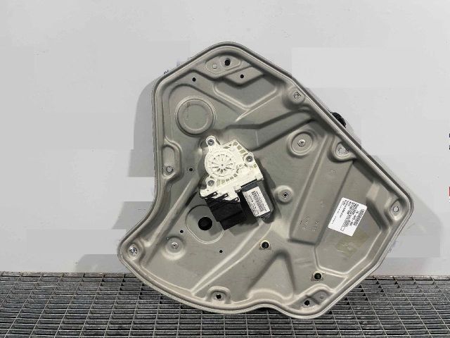 bontott SKODA OCTAVIA II Jobb hátsó Ablakemelő Szerkezet (Elektromos)