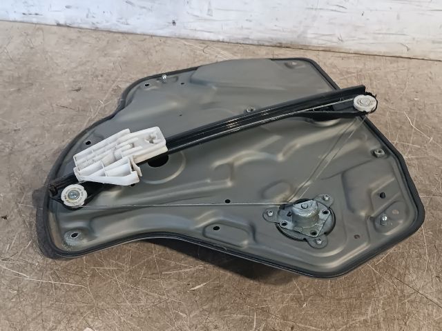 bontott SKODA OCTAVIA II Jobb hátsó Ablakemelő Szerkezet (Mechanikus)