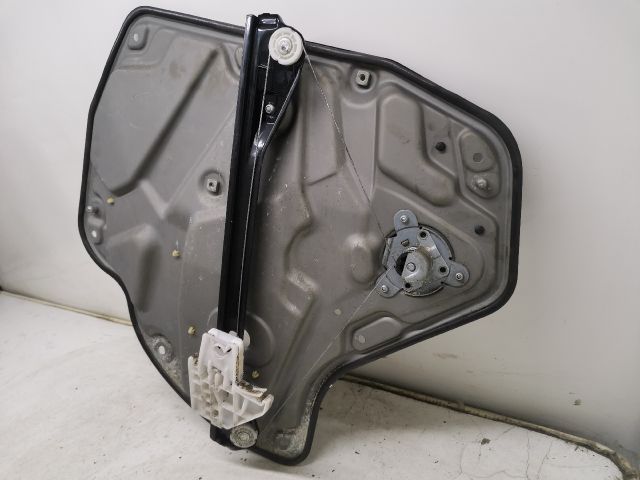 bontott SKODA OCTAVIA II Jobb hátsó Ablakemelő Szerkezet (Mechanikus)