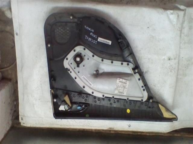 bontott SKODA OCTAVIA II Jobb hátsó Ajtó Kárpit