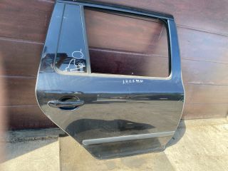 bontott SKODA OCTAVIA II Jobb hátsó Ajtó (Részeivel)