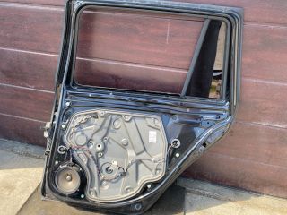 bontott SKODA OCTAVIA II Jobb hátsó Ajtó (Részeivel)