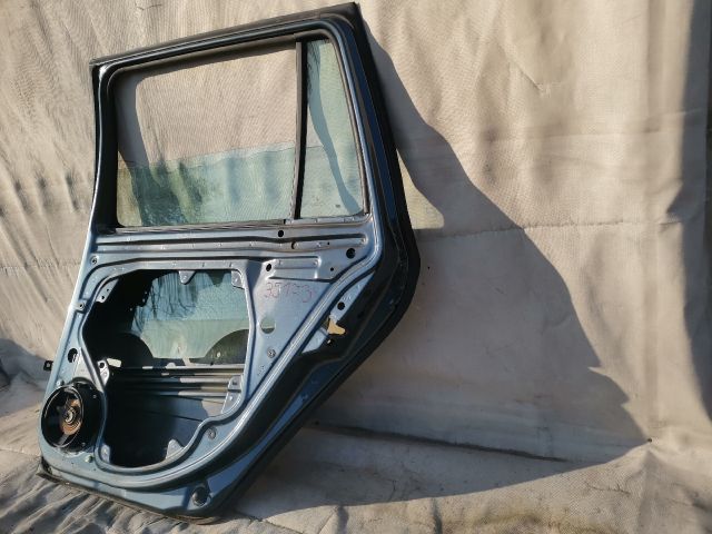 bontott SKODA OCTAVIA II Jobb hátsó Ajtó (Üres lemez)