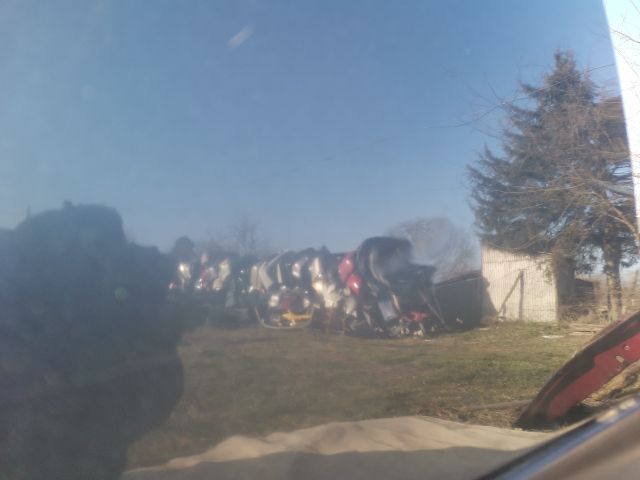 bontott SKODA OCTAVIA II Jobb hátsó Ajtó (Üres lemez)