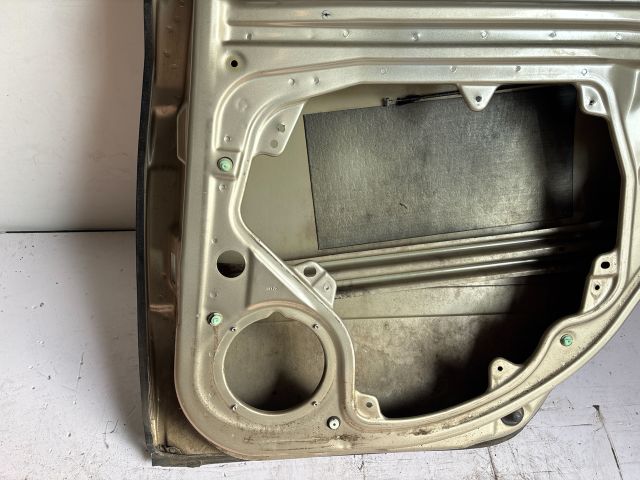 bontott SKODA OCTAVIA II Jobb hátsó Ajtó (Üres lemez)