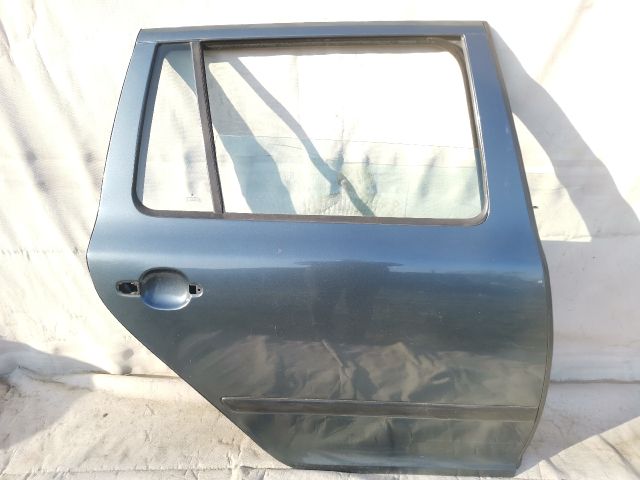 bontott SKODA OCTAVIA II Jobb hátsó Ajtó (Üres lemez)