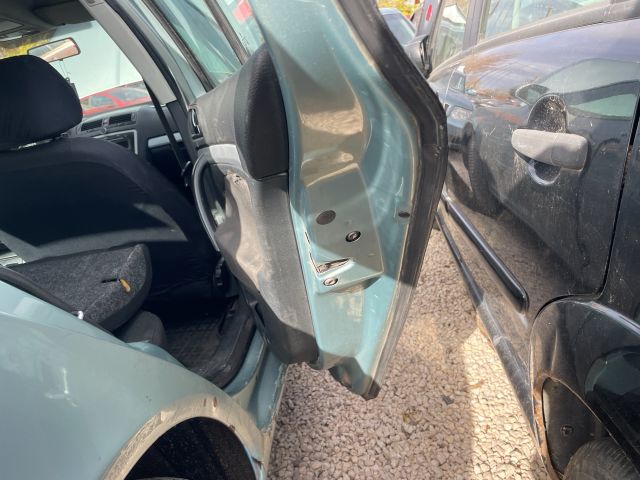 bontott SKODA OCTAVIA II Jobb hátsó Ajtó (Üres lemez)