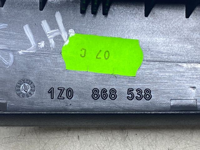 bontott SKODA OCTAVIA II Jobb hátsó Ajtóbehúzó