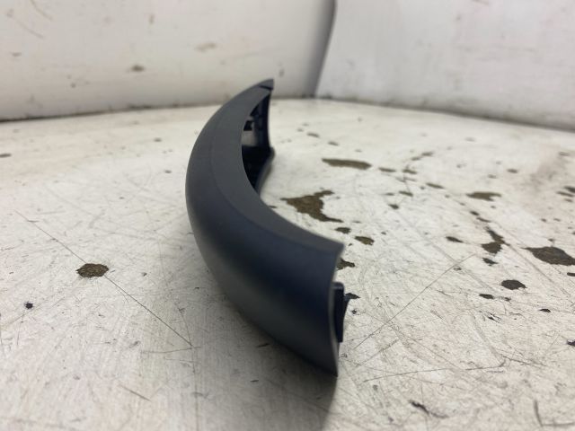 bontott SKODA OCTAVIA II Jobb hátsó Ajtóbehúzó