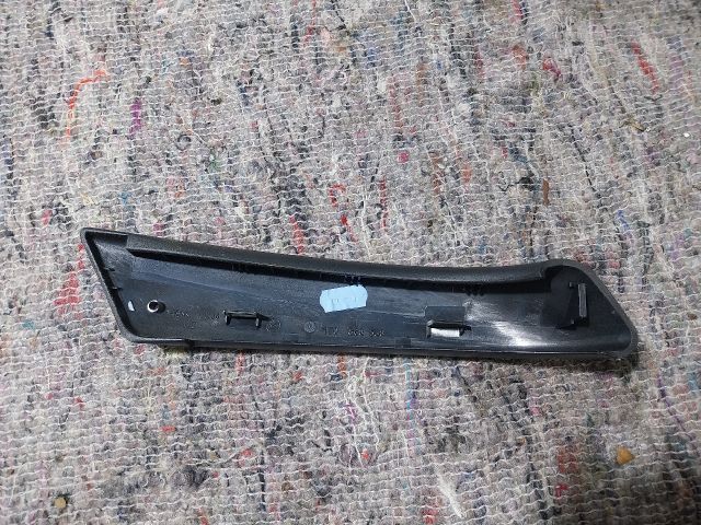 bontott SKODA OCTAVIA II Jobb hátsó Ajtóbehúzó