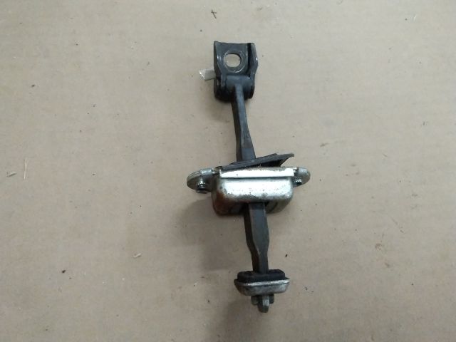 bontott SKODA OCTAVIA II Jobb hátsó Ajtóhatároló