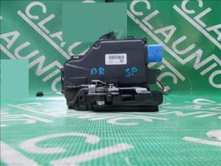 bontott SKODA OCTAVIA II Jobb hátsó Ajtózár