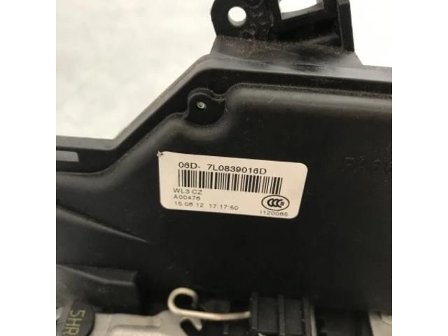 bontott SKODA OCTAVIA II Jobb hátsó Ajtózár