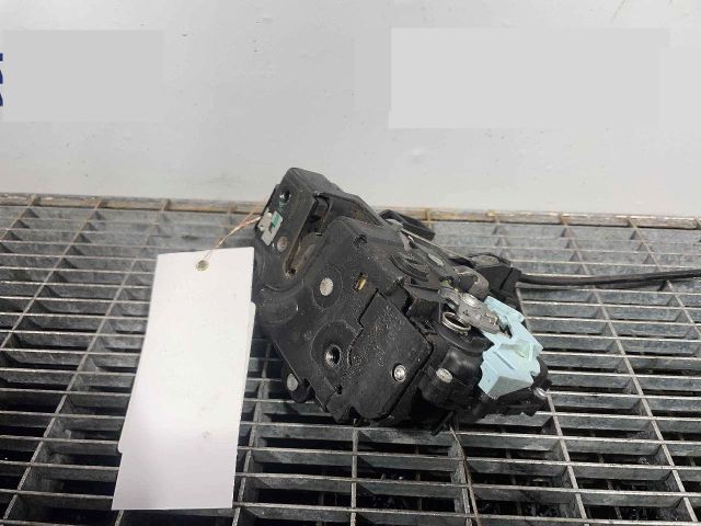 bontott SKODA OCTAVIA II Jobb hátsó Ajtózár