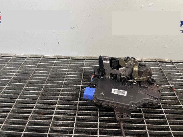 bontott SKODA OCTAVIA II Jobb hátsó Ajtózár