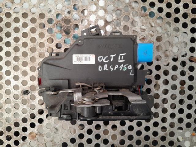 bontott SKODA OCTAVIA II Jobb hátsó Ajtózár