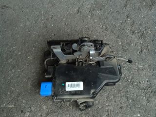 bontott SKODA OCTAVIA II Jobb hátsó Ajtózár